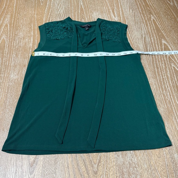 Banana Republic Emerald Green Neck Tie Sleeveless Top Women’s Small Career Wear - Picture 4 of 9